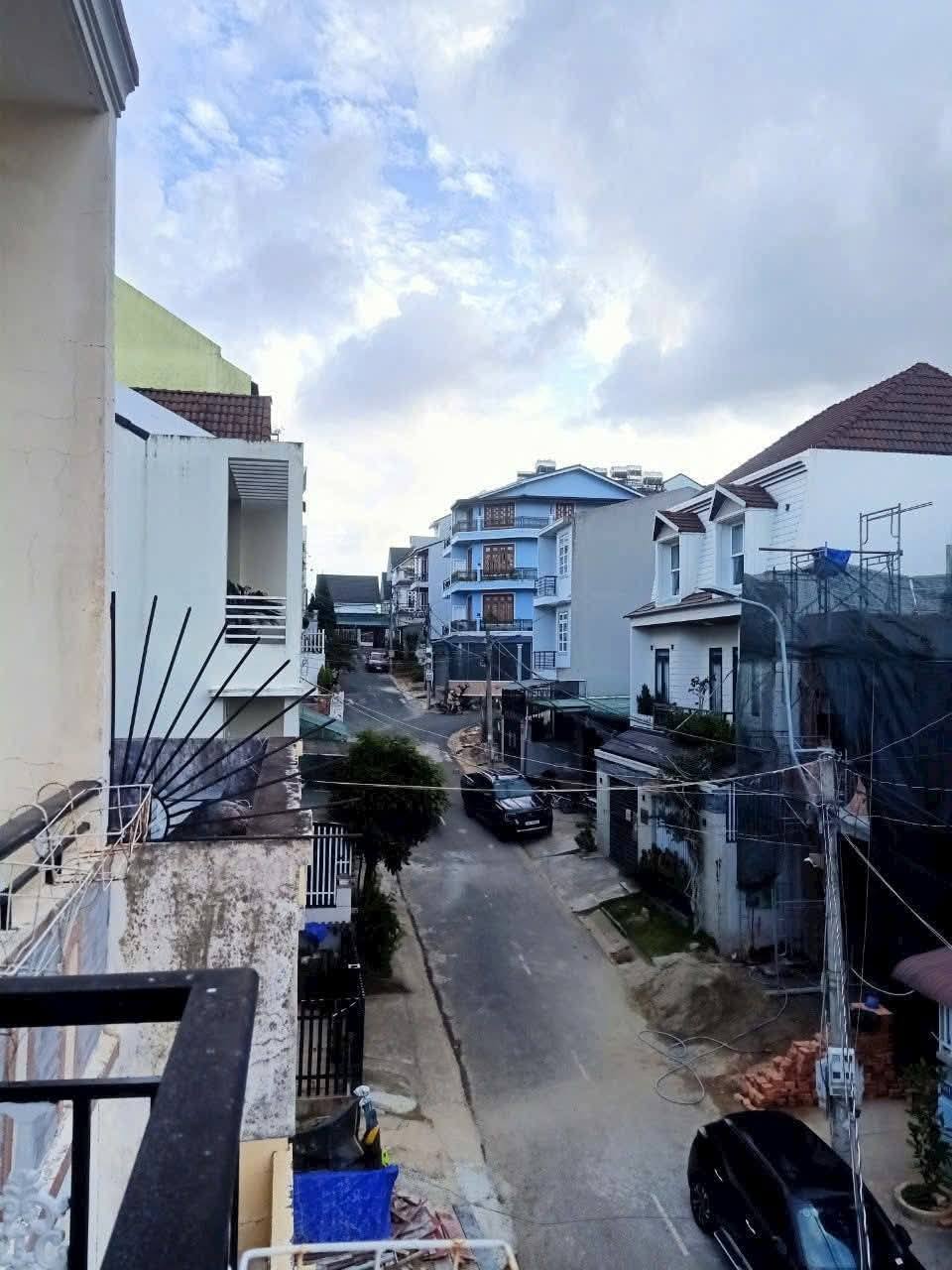 Cần Bán Gấp Nhà 3 tầng giá tốt KQH Trần Anh Tông, Đà Lạt 72m2 giá chỉ 6.5 tỷ - Ảnh 4